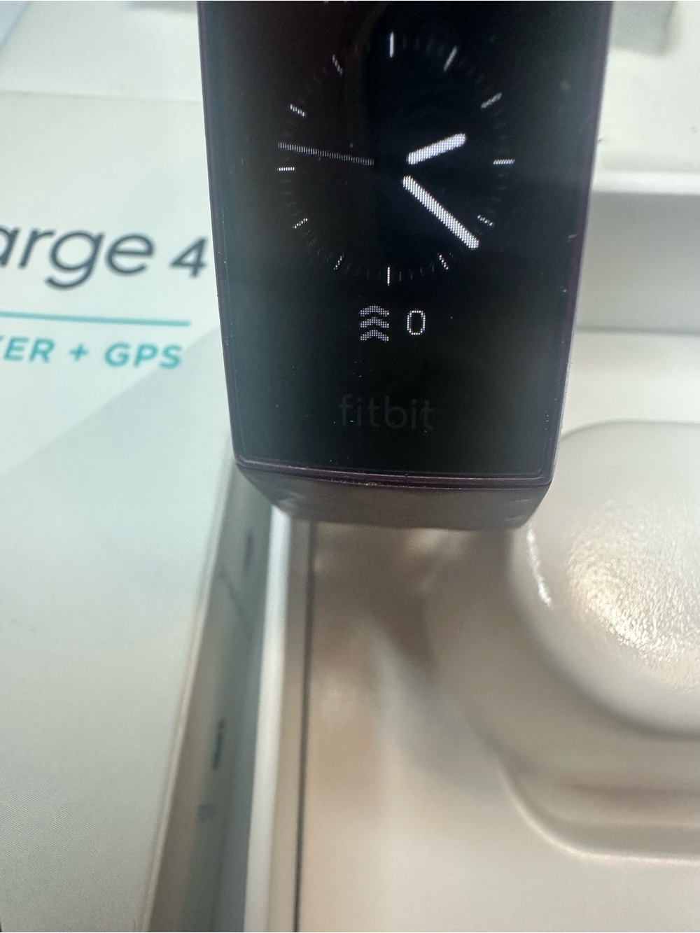 Fitbit Charge 4 Fitness Tracker - purple New